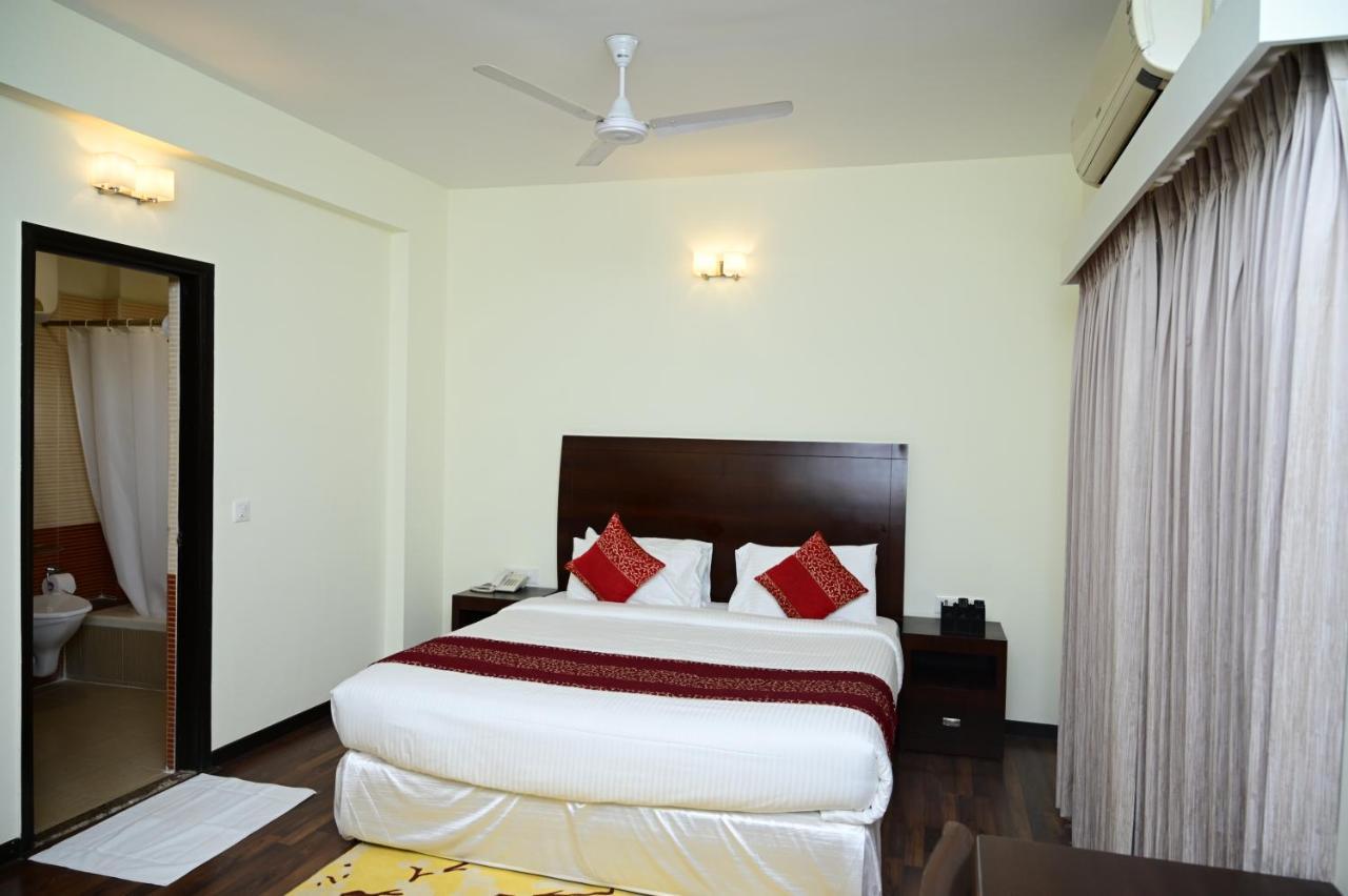 Sterling Keys By Tgi Hotel Bangalore Eksteriør billede