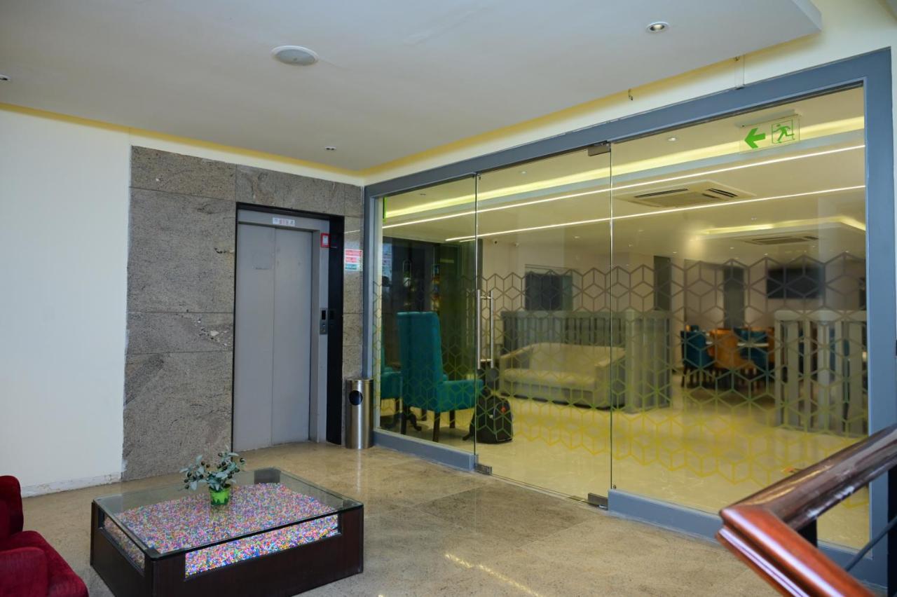 Sterling Keys By Tgi Hotel Bangalore Eksteriør billede