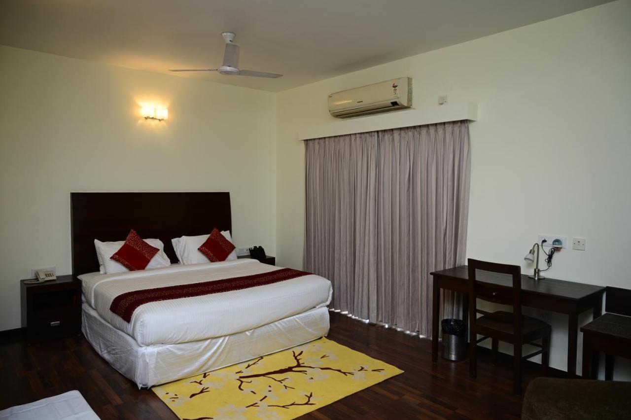 Sterling Keys By Tgi Hotel Bangalore Eksteriør billede