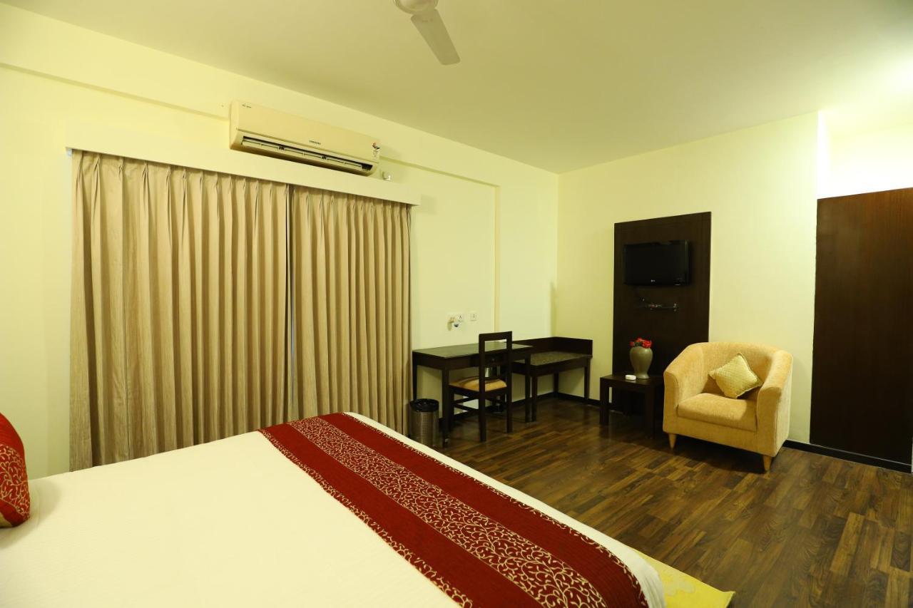 Sterling Keys By Tgi Hotel Bangalore Eksteriør billede